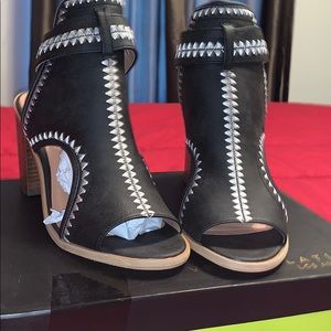 Very Volatile Odette Black Heeled Sandal